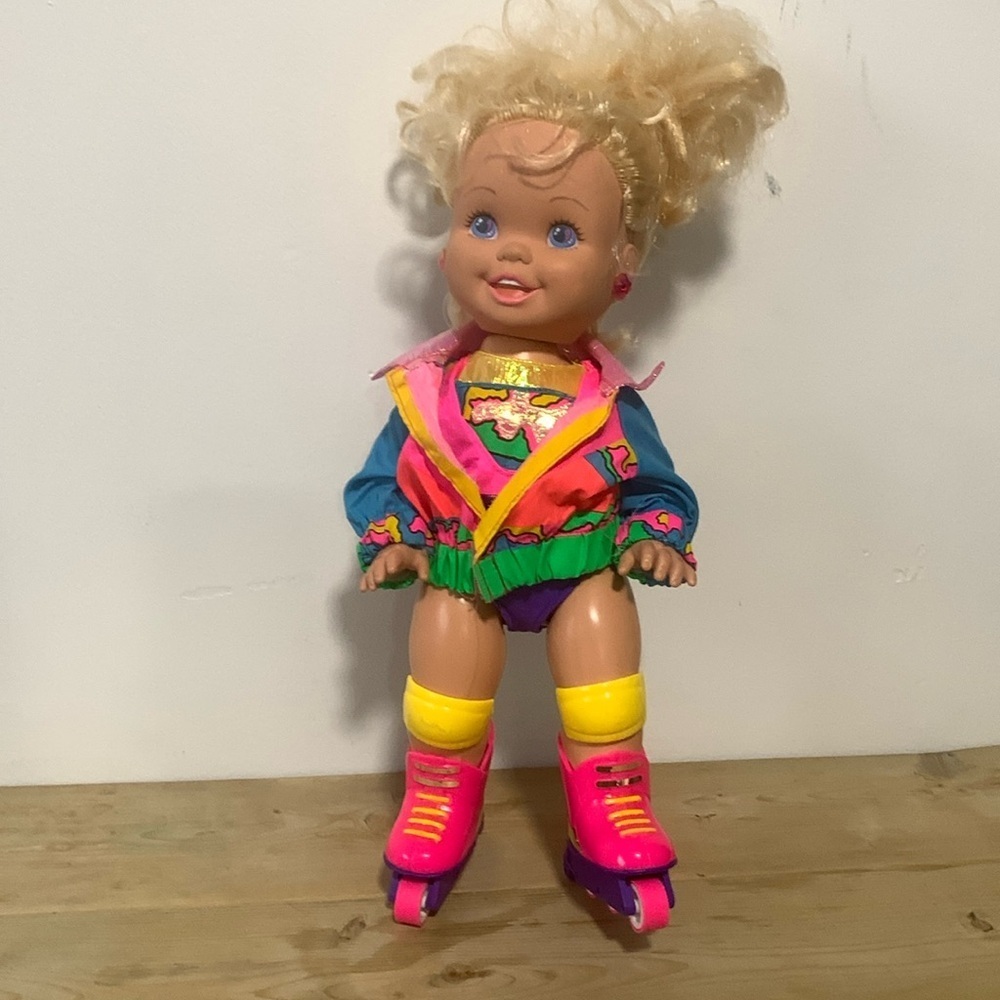 Vintage Retro 1992 TYCO California Roller Doll Rollerblade Skate Girl